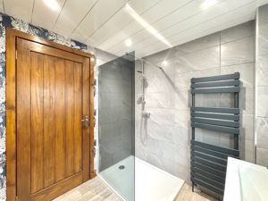 Photo 14- click for photo gallery